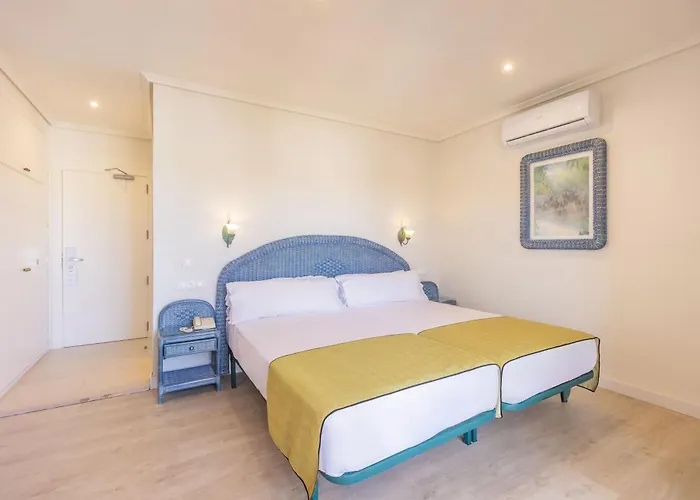 Bluesea Brisa Roquetas Hotel 4*