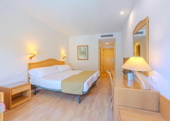 Hotel Bluesea Brisa Roquetas 4*