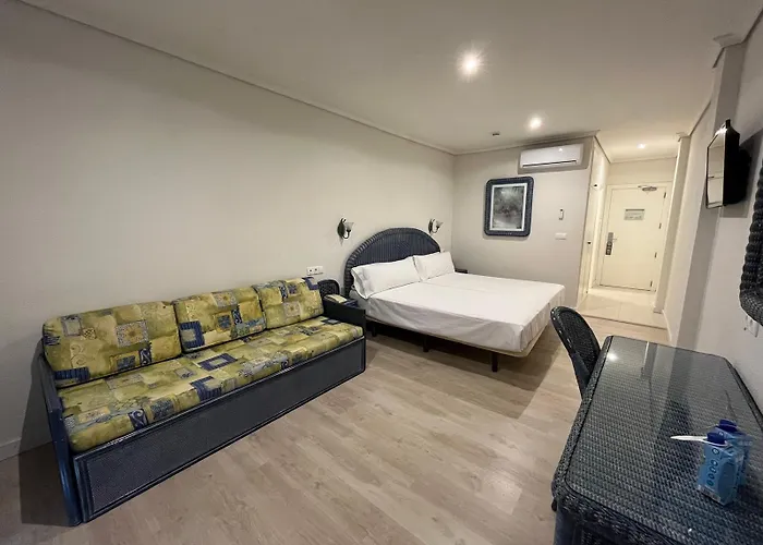 Bluesea Brisa Roquetas Hotel 4*